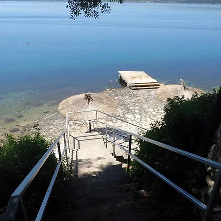 Vakantiepark Mobilehome In - Paklenica Riviera 51119 Posedarje